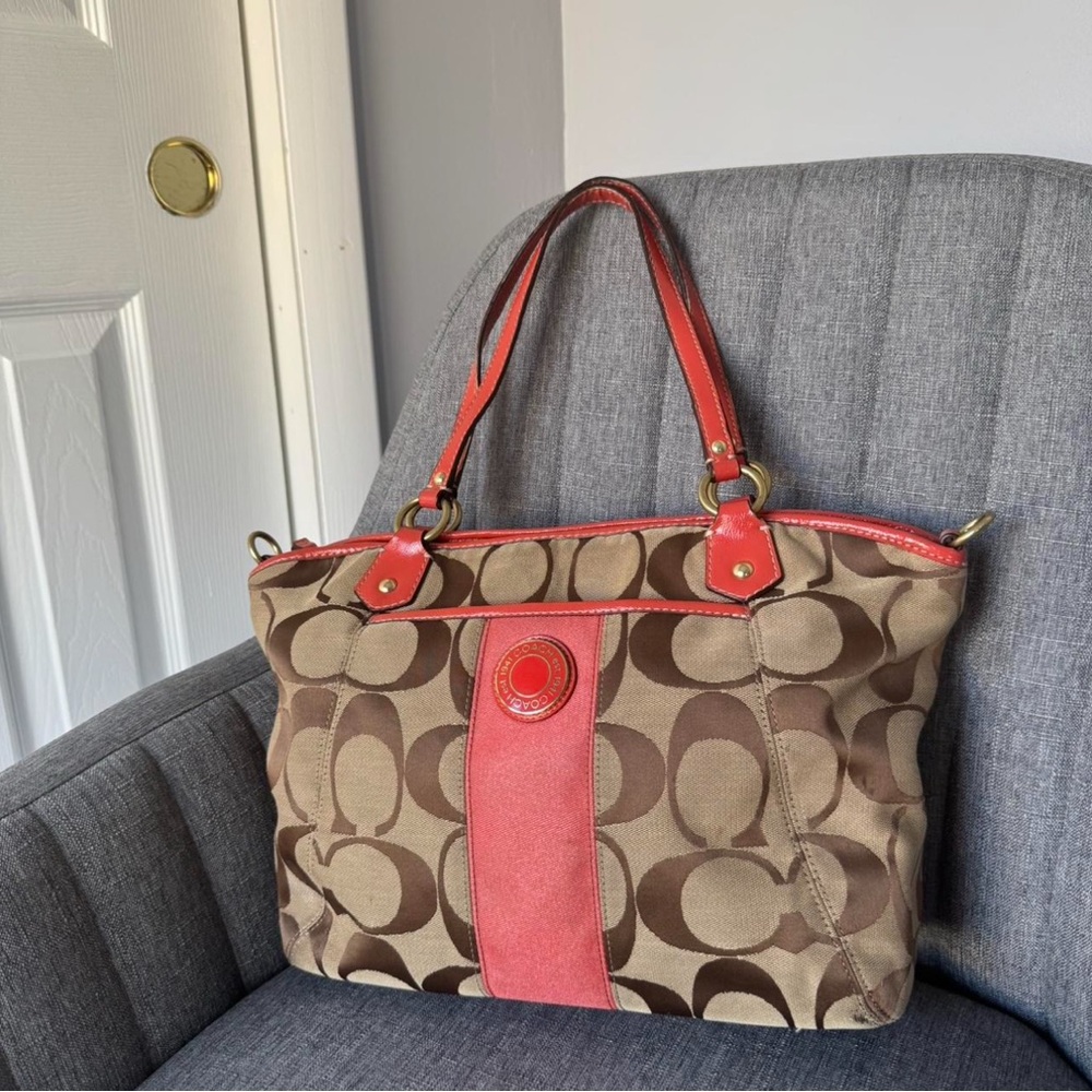 Coach Signature Stripe Tote – Style F19203